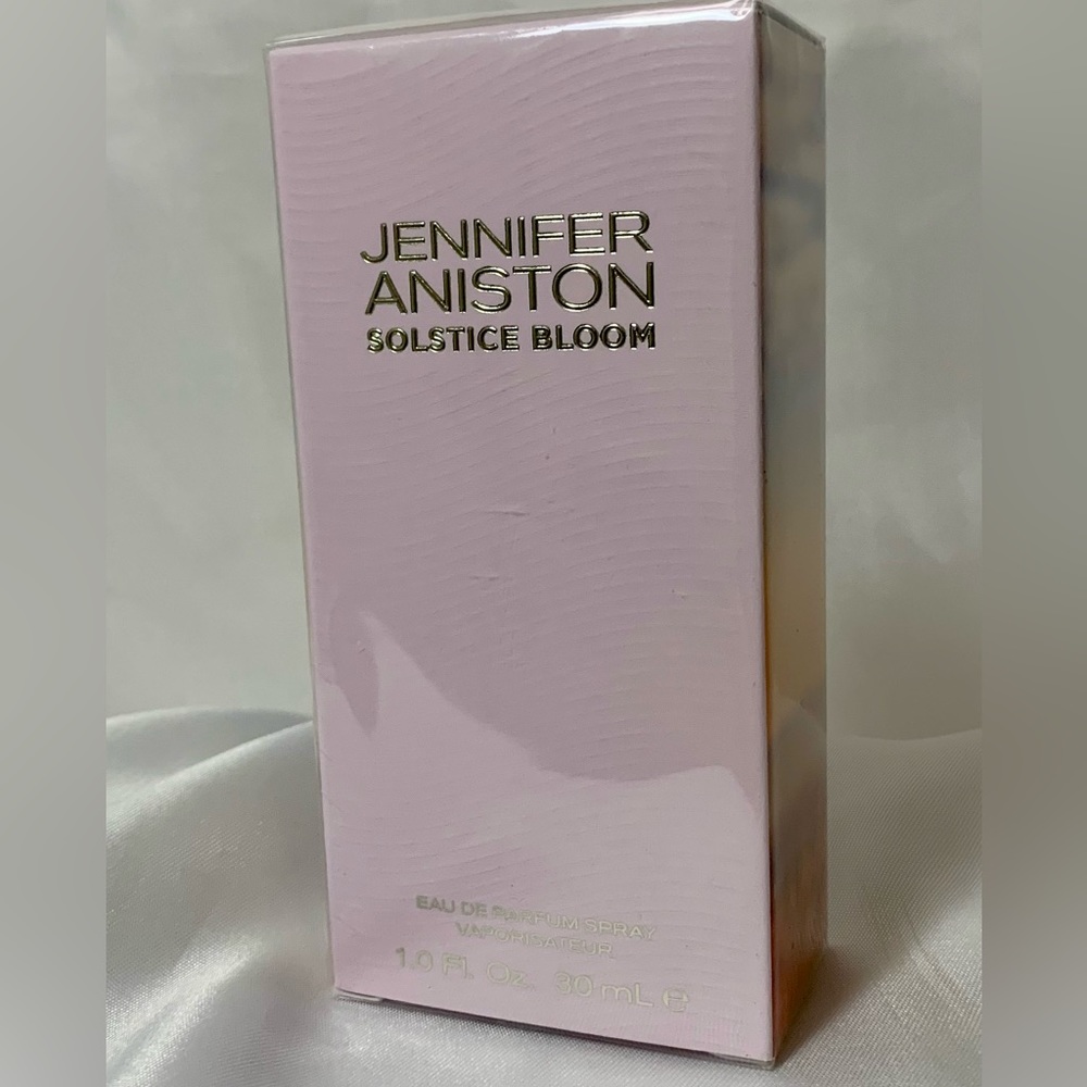 Solstice Bloom Perfume - Picture 2 of 4